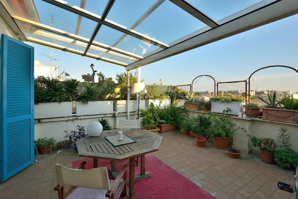 Super Sunny Penthouse With Terrace Apartment โรม ภายนอก รูปภาพ
